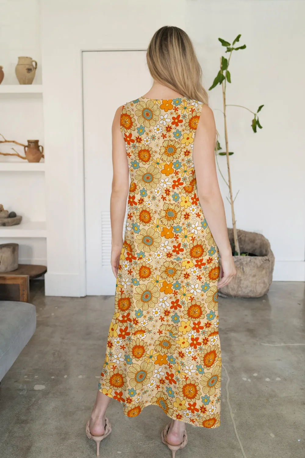 Bold Colorful Retro Floral Sleeveless Tiered V-Neck Oversized Summer Maxi Dress
