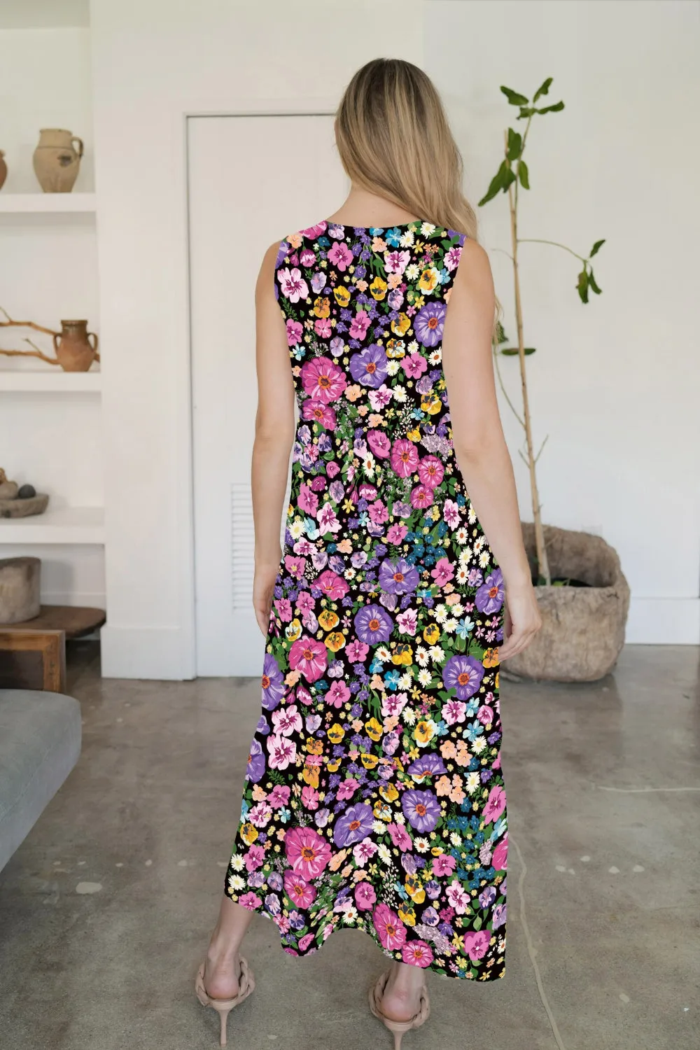 Bold Colorful Retro Floral Sleeveless Tiered V-Neck Oversized Summer Maxi Dress