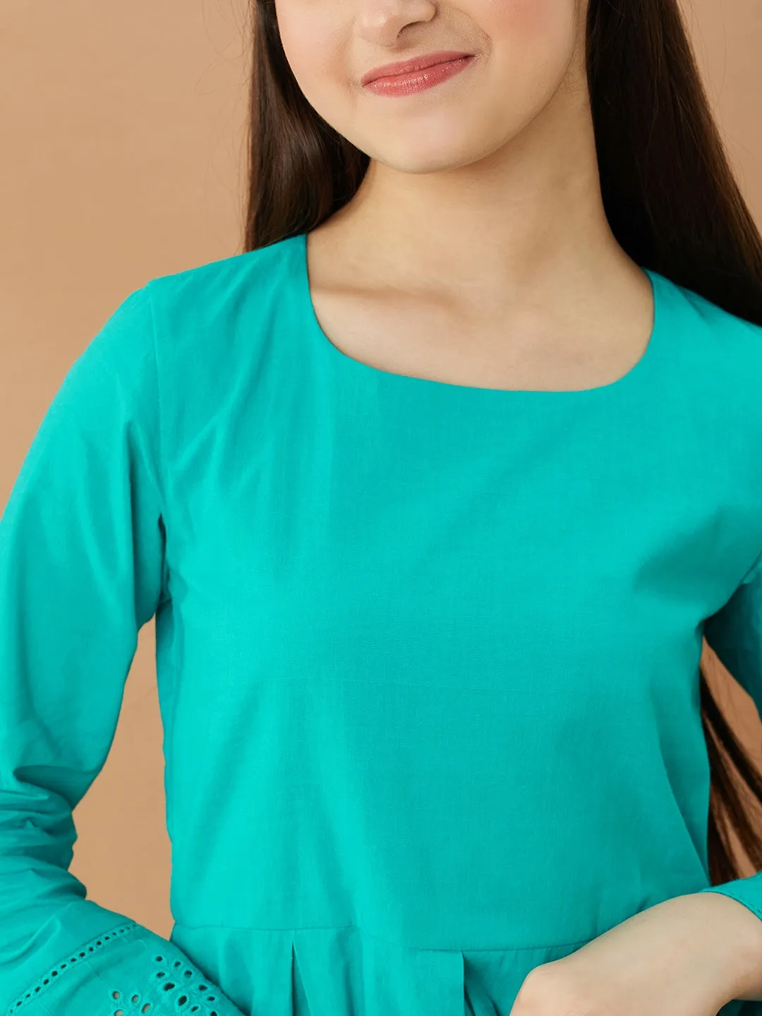 Girls Self Design Pure Cotton Tunic with Trousers (IW-TEALSCHIFFILY)
