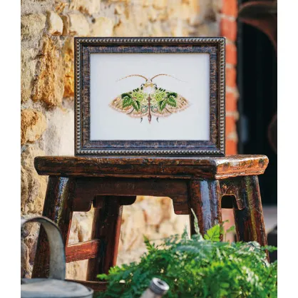 Inspirations | Life in Seasons - The Embroidered World of Nicola Jarvis