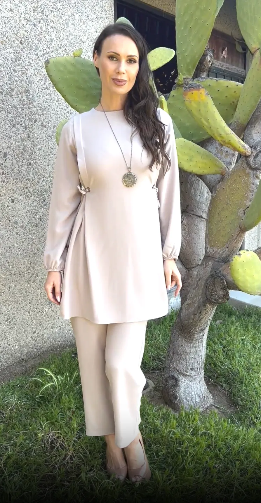 Sakinah Long Modest Adjustable Tunic - Cream - Final Sale