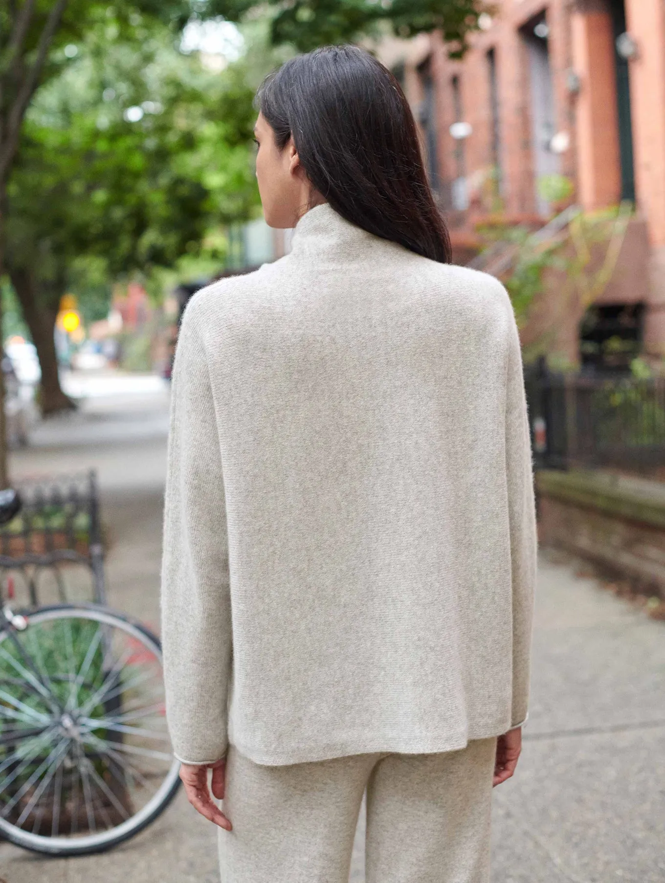 White   Warren - Cashmere Luxe Stand Neck Sweater in Misty Grey Heather