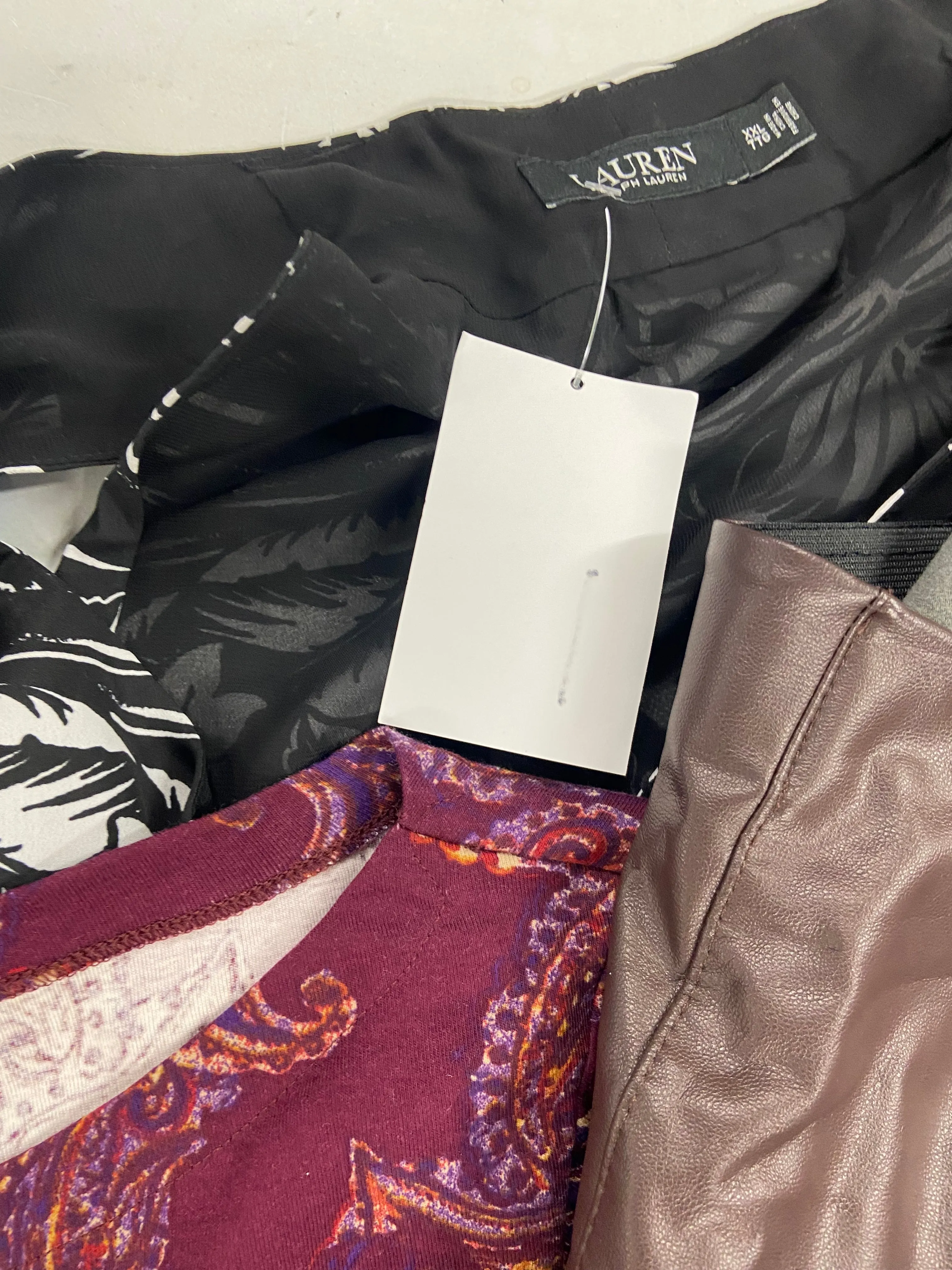 Women's Clothing Assorted Wholesale Lot, LAUREN RALPH LAUREN, FREE PEOPLE, LUCKY BRAND, RAVIYA, MICHAEL KORS, SPYDER and more, 12 items, Shelf Pulls, MSRP $797