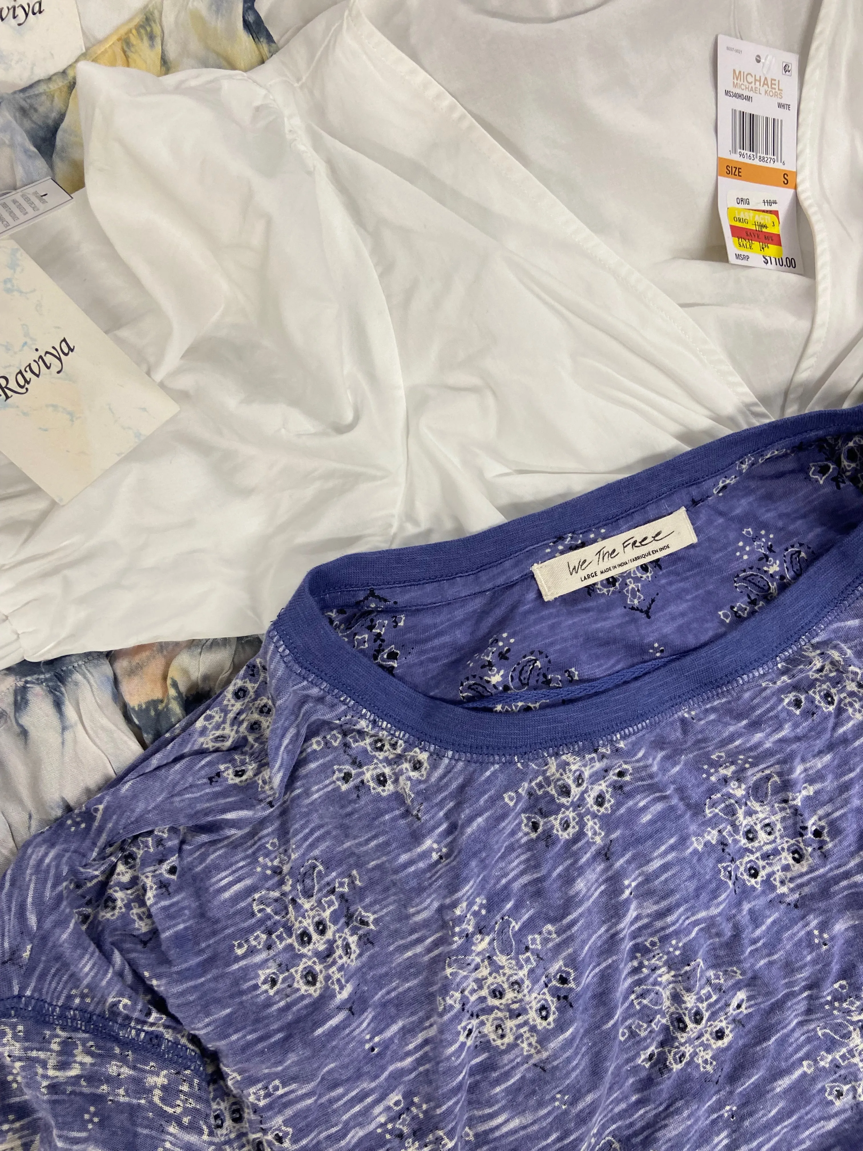 Women's Clothing Assorted Wholesale Lot, LAUREN RALPH LAUREN, FREE PEOPLE, LUCKY BRAND, RAVIYA, MICHAEL KORS, SPYDER and more, 12 items, Shelf Pulls, MSRP $797